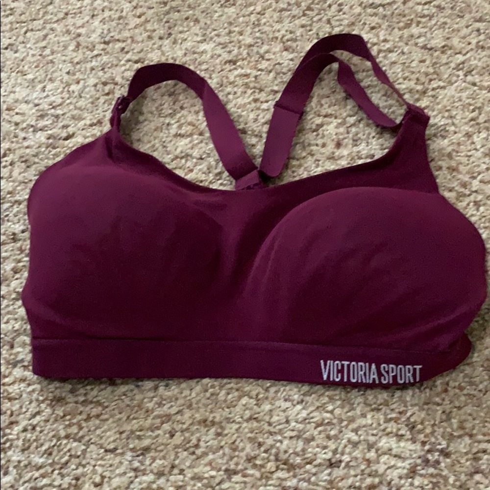 Victoria’s Secret Sport maroon sports bra 32DD